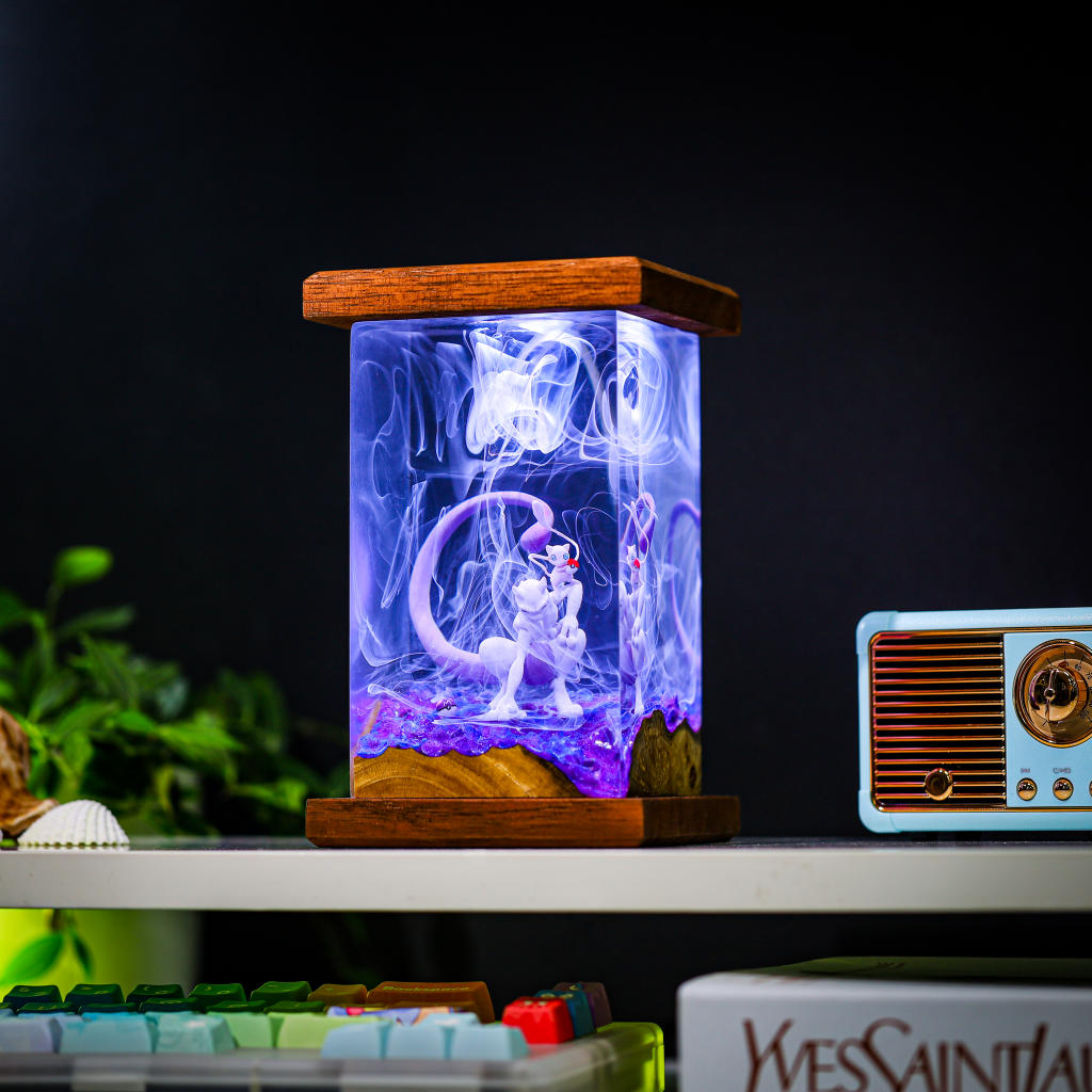 MEW and MEWTWO Epoxy Lamp - Hirosart HR1303