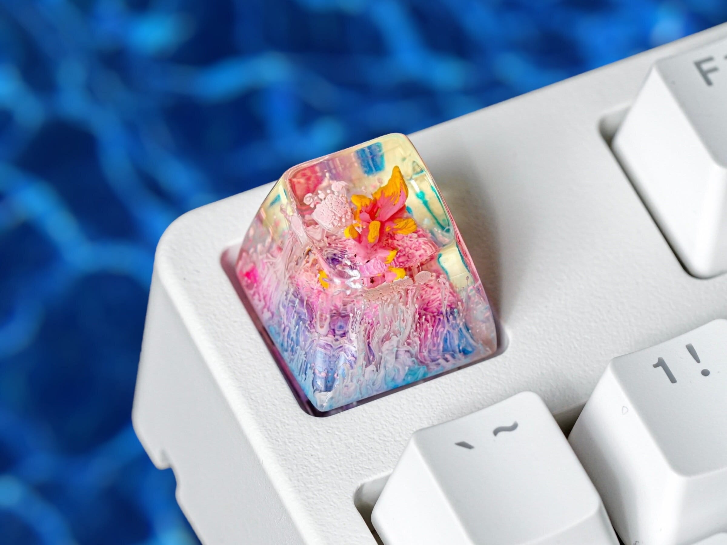 Pink Yellow Fish Keycap, Artisan Keycap, Esc Keycap, Keycap for MX Cherry Switches Keyboard, Gift for Him